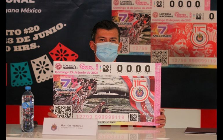 En estos billetes aparecen imágenes del Estadio Akron, la afición rojiblanca, Jorge Vergara y jugadores históricos del club. ESPECIAL/CHIVAS