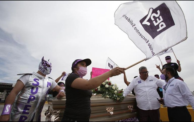Lamentan que pocos candidatos estén realmente interesados en detallar sus propuestas y tomen el proceso electoral como un espectáculo. EFE/ARCHIVO