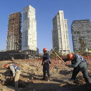 Economía mexicana crece 0.8% en el primer trimestre del 2021
