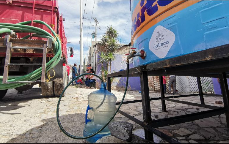 Para solicitar el servicio de pipas gratuitas se puede llamar a la línea telefónica SIAPATEL 3668-2482. ESPECIAL / SIAPA