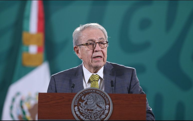 En la conferencia de prensa del Presidente AMLO, en Palacio Nacional, el secretario de Salud Jorge Alcocer dio un informe sobre la compra consolidada de medicamentos con la oficina de Naciones Unidas. EFE / S. Gutiérrez