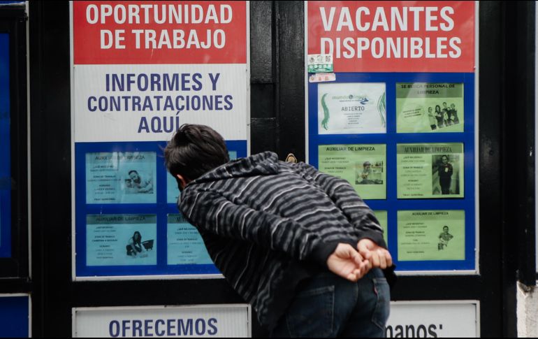 La  mayor parte de las personas están ocupadas de manera informal, sin prestaciones y bajos salarios. EL INFORMADOR/G. Gallo