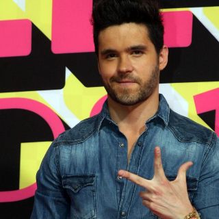 Eleazar Gómez anuncia un "nuevo comienzo"