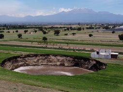 Se estima que la profundidad del socavón en el terreno en Puebla sería de unos 20 metros. SUN