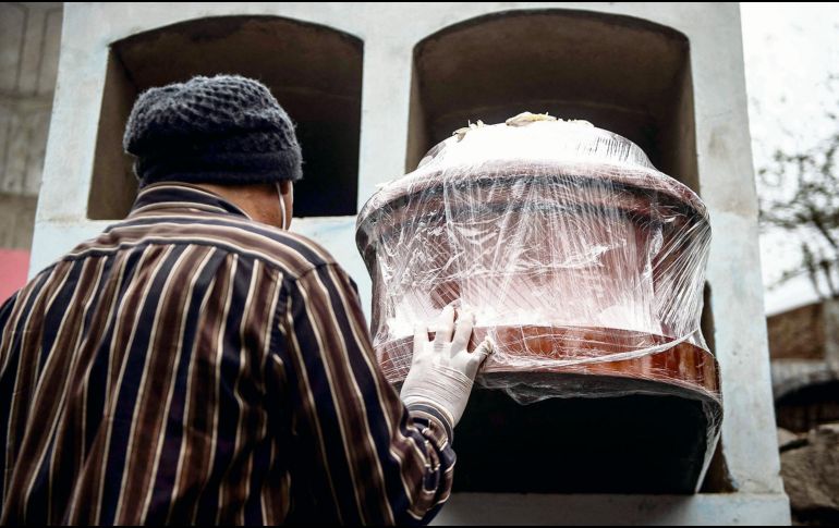 Casi tres millones y medio de personas han fallecido por el coronavirus. AFP/E. Benavides