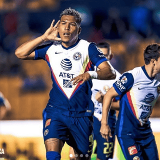 América pide a Boca 5 MDD por mitad de la ficha de Roger Martínez