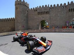 ''Checo'' cubrió la pista, en la mejor de sus 22 vueltas y con neumático blando, en un minuto, 42 segundos y 115 milésimas. AFP / O. Kose
