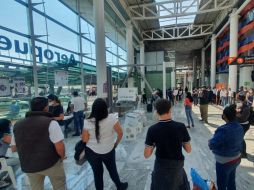 La votación en el punto se da de manera fluida, las personas tardan entre 10 a 15 minutos en el proceso. EL INFORMADOR / A. Ramírez