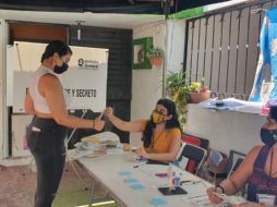 En el tema de los protocolos de sanidad, le pareció bien a Ximena lo hecho en su casilla, de ahí que quedara conforme e invitada para volver a votar y hacerlo cada tres años. EL INFORMADOR / J. Robles