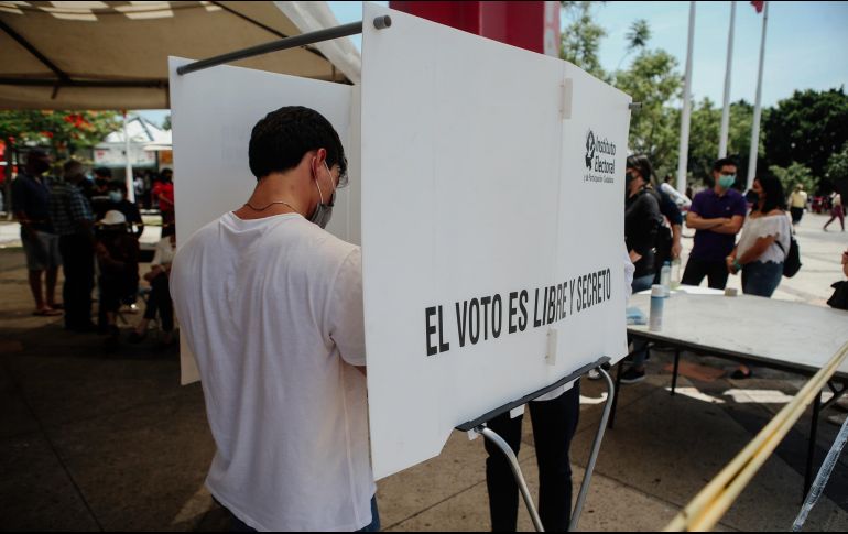 El 96% de las casillas de Guadalajara, Zapopan, Tonalá, San Pedro Tlaquepaque, Zapotlanejo, Tlajomulco de Zúñiga e Ixtlahuacán de los Membrillos ya se encontraban funcionando a la 1:00 p.m. EL INFORMADOR / G. Gallo