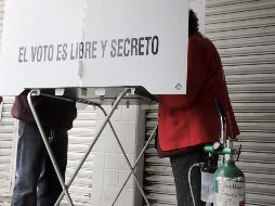 Después de diez horas, los centros de votación comenzaron a cerrar esta tarde. XINHUA/Q. Blanco