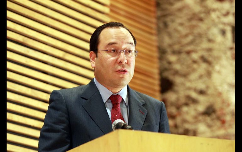 Ciro Murayama criticó a todos los políticos que se han declarado ganadores. NTX/ARCHIVO