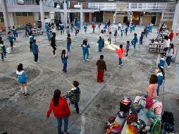 El número de escuelas abiertas son 24 mil 406 planteles en 730 municipios en los tres niveles educativos. SUN / D.Sánchez