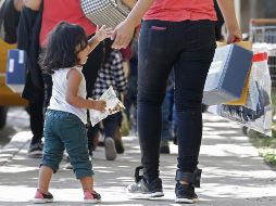 Hasta ahora, mil 786 menores fueron entregados a sus familias, mil 779 gracias al apoyo de ONG's y otros siete en los últimos 30 días. EFE/L. Smith