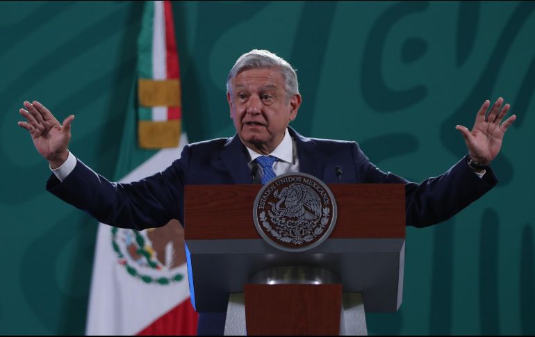 AMLO destaca que de las 15 gubernaturas, solo su movimiento gobernaba una hasta antes de la jornada electoral de este domingo. EFE / M.Guzmán