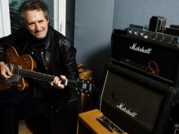 El disco de Miguel Ríos cuenta con ocho canciones inéditas con que nacen de la necesidad de reflejar, sin pelos en la lengua, la realidad de una generación. CORTESÍA / Javier Salas