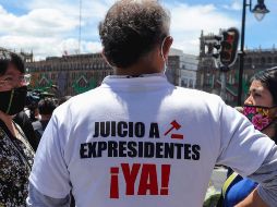 La consulta popular preguntará si los electores desean indagar a los expresidentes, entre otros exfuncionarios. EFE/ARCHIVO