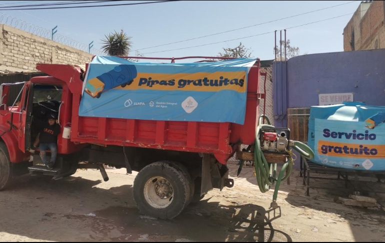 Para solicitar el servicio de pipas gratuitas se puede llamar a la línea telefónica SIAPATEL 3668-2482. ESPECIAL / SIAPA