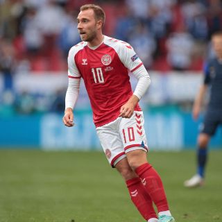 ¿Quién es Christian Eriksen, jugador que se desmayó durante la Eurocopa 2020?