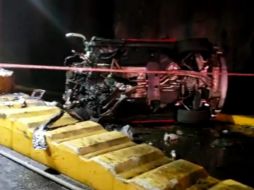 El accidente ocurrió en el túnel vehicular de Américas y Pablo Neruda durante la madrugada de este domingo. ESPECIAL /