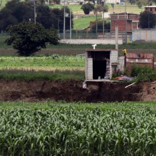 Socavón en Puebla se traga casa dos semanas después de aparecer