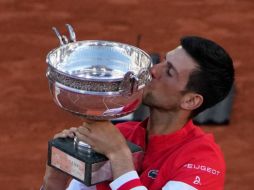 El serbio Novak Djokovic conquistó su segunda corona en Roland Garros. AP / C. Ena