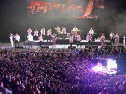 El grupo asegura que la letra de 17 años no tiene nada malo. INSTAGRAM/ @angelesazulesmx