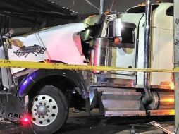 Los hechos ocurrieron alrededor de las 05:00 horas en el cruce de Gobernador Curiel y la Calle 13.  ESPECIAL