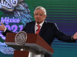 El Presidente pidió analizar la propuesta de Galdino Martínez ''porque hay bastante superficie y se están recuperando lagos y se van a crear áreas de recreación, de deporte''. SUN / C. Mejía