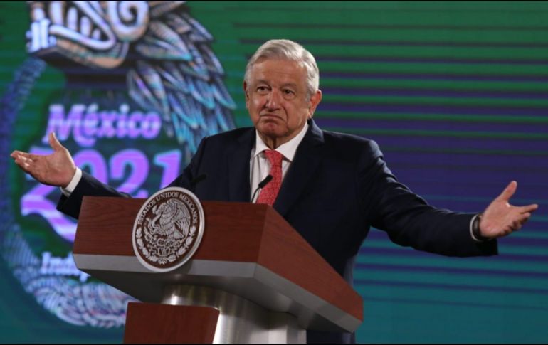 El Presidente pidió analizar la propuesta de Galdino Martínez ''porque hay bastante superficie y se están recuperando lagos y se van a crear áreas de recreación, de deporte''. SUN / C. Mejía