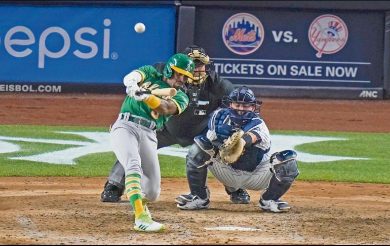 Tony Kemp conectó jonrón en el sexto rollo. AP/F. Franklin II