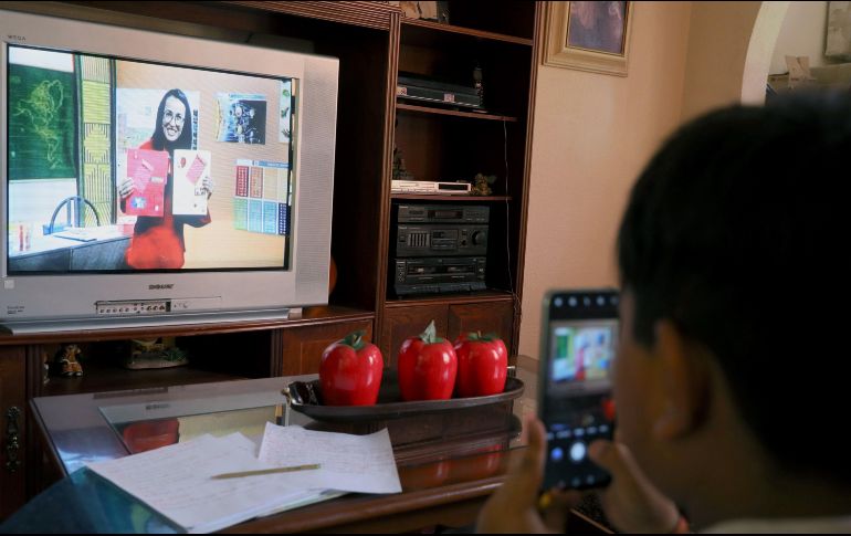 En el caso de que los alumnos con los que se mantuvo el nivel de comunicación prácticamente inexistente, se deberá registrar en la boleta de evaluación la leyenda ''Sin información''. EFE / ARCHIVO