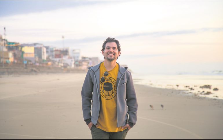 “Alan por el mundo”. El influencer jalisciense ha recorrido buena parte de la Tierra y ahora se aventura bajo el agua. CRORTESÍA