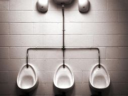 Los escapes involuntarios de orina pueden prevenirse. GETTY IMAGES