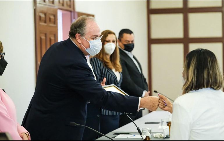 Fernando Petersen argumentó que cumplir con los criterios de capacidad, calidad y seguridad implica mejoras en la calidad de atención y certeza para los pacientes. ESPECIAL / Gobierno de Jalisco