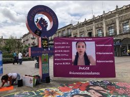 La familia de Dulce colocó una lona y pancartas exigiendo justicia en la antimonumenta. EL INFORMADOR / R. Rivas