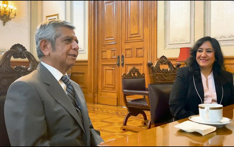 RELEVO. López Obrador dijo que Salcedo, quien se desempeñaba como subsecretario de Fiscalización y Combate a la Corrupción de la SFP, es “un hombre íntegro”. EFE