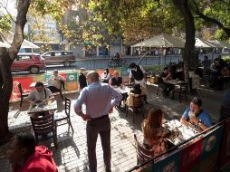 En Chile, 11.8 millones de personas ya han recibido la primera dosis de la vacuna contra el COVID-19. EFE/ARCHIVO