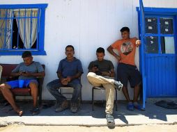Migrantes centroamericanos en espera de solicitar asilo político en Estados Unidos, en el albergue 