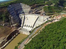 El gobernador aceptó que la Presa El Zapotillo es una obra heredada, mal planeada y ejecutada con una inversión de miles de millones de pesos. EL INFORMADOR / ARCHIVO