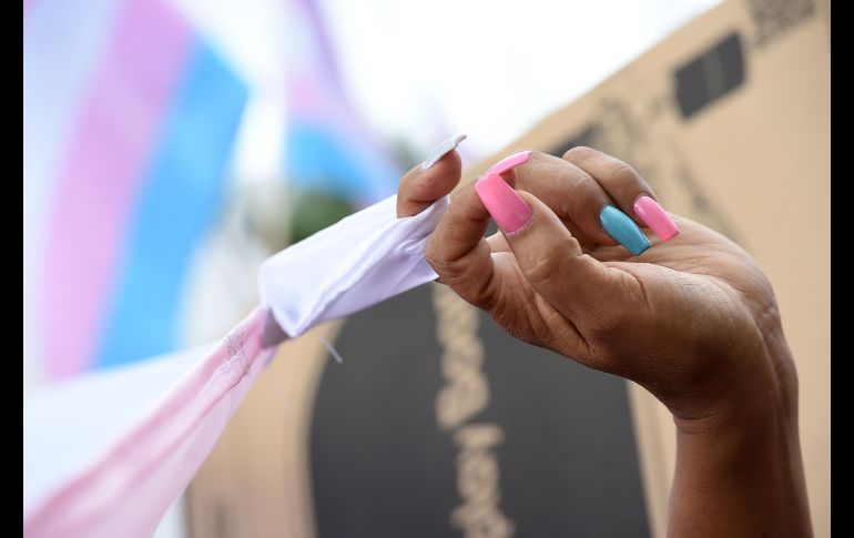 Fueron siete miembros de la comunidad trans que recibieron su nueva acta de nacimiento al entrar ayer en vigor la 