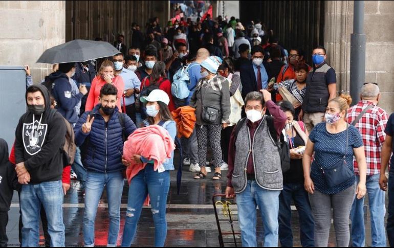 Hasta ahora se han administrado 42 millones 155 mil 839 dosis de la vacuna anticovid en México. EFE/C. Ramírez