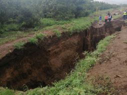 Las grietas, detectadas desde el 10 de mayo, se formaron por una falla hidrogeológica. ESPECIAL