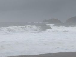 Según la previsión de Protección Civil del Estado, las olas pudieran alcanzar entre 4 y 6 metros. ESPECIAL/ PROTECCIÓN CIVIL