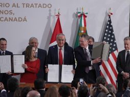 ACUERDO. Firma del acuerdo entre México, Estados Unidos y Canadá que modificaó el pacto comercial. NTX