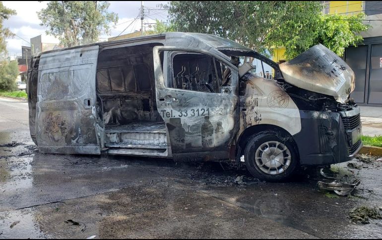 Los hechos sucedieron alrededor de las 10:00 horas, en el cruce de la avenida Río Nilo y la calle Ibis. ESPECIAL / Bomberos de Guadalajara