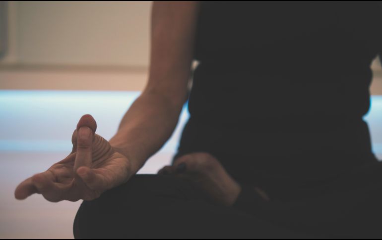 Desde el inicio de la pandemia en marzo de 2020, se ha dado un aumento de un 101% en las reproducciones de playlists de meditación dentro del servicio de HiFi de Deezer. ESPECIAL / Photo by JD Mason on Unsplash