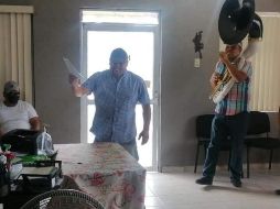 La publicación recibió más de dos mil comentarios y usuarios celebraron junto al hombre su divorcio. FACEBOOK / Cd acuña Coahuila