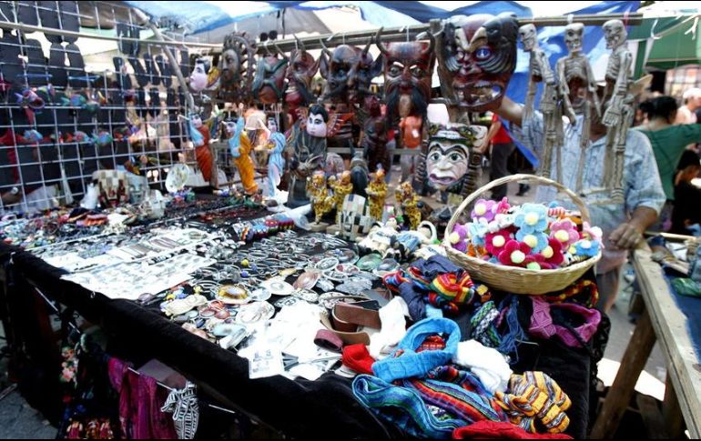 El 37.4% de los encuestados afirmaron que no bajaron sus ingresos por la contingencia sanitaria. EL INFORMADOR/ARCHIVO