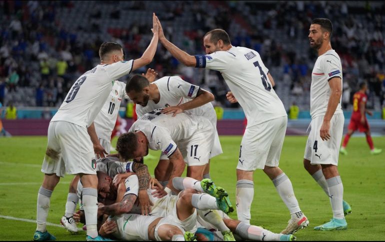 La Selección de Italia será la rival de España en las semifinales de la Eurocopa tras ganar este viernes en el Allianz Arena de Múnich (Alemania) a la de Bélgica por 1-2. EFE / M. Schrader
